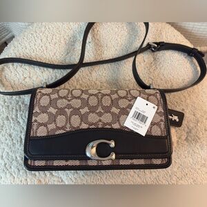 Coach Bandit Shoulder Bag
In Signature Textile Jacquard Silver/Cocoa Black